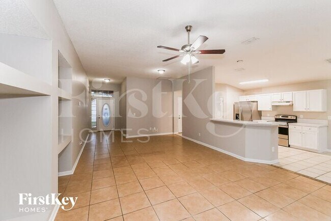 Foto del edificio - 12262 Gehrig Dr