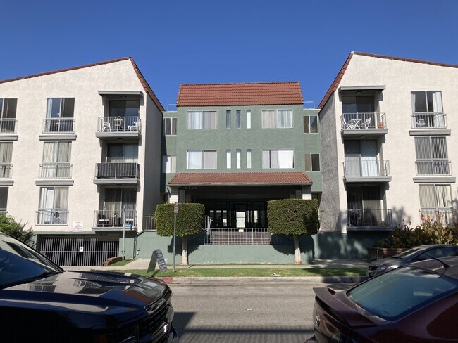 Foto del edificio - Canterbury Apartments