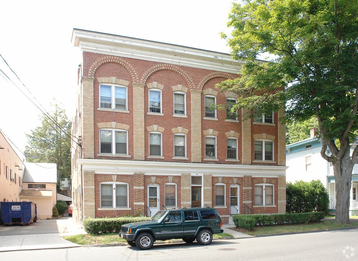 Exterior - Front - 211-215 Central St