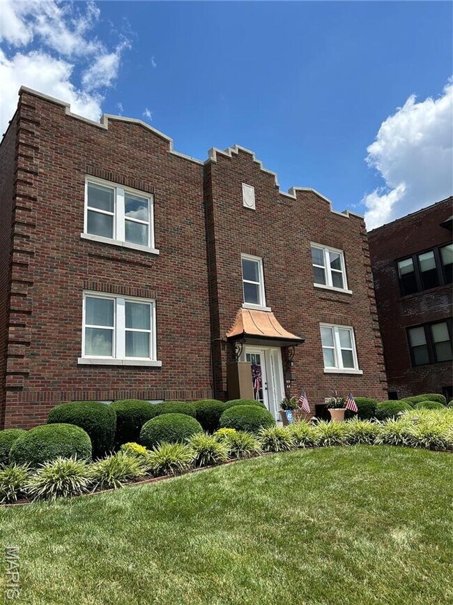 Foto del edificio - 6607 Clayton Rd