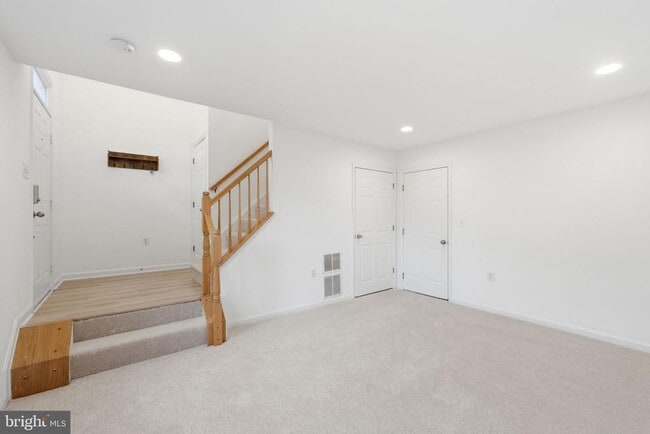 Foto del edificio - 4067 Fountainside Ln