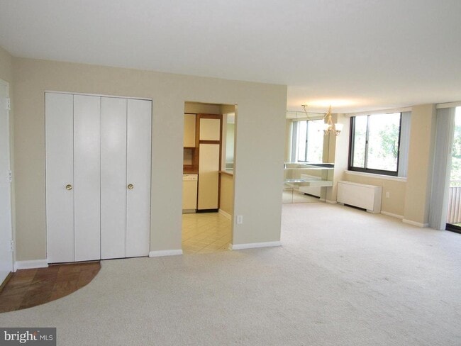 Building Photo - 4201 Cherry Hill Rd