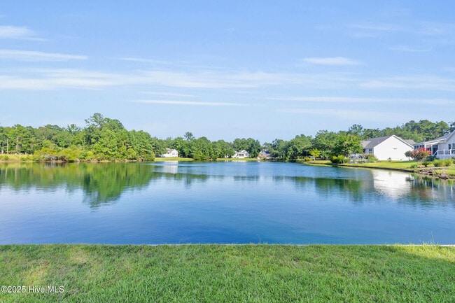 Building Photo - 11034 Windward Dr