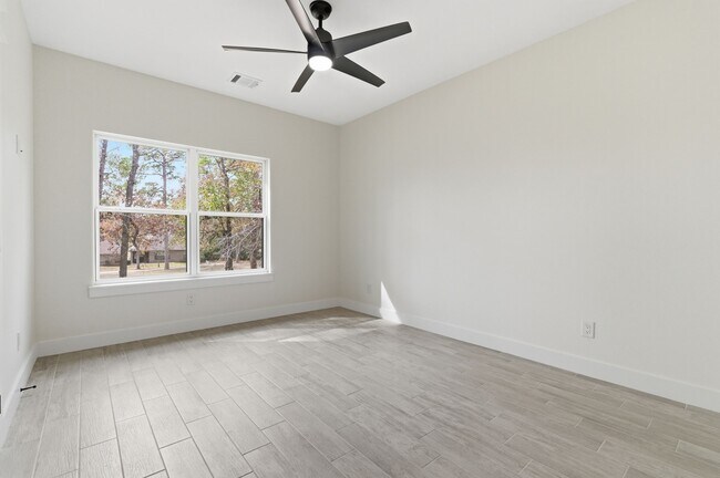 Foto del edificio - 3515 Country Club Blvd