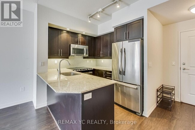 Photo du bâtiment - 75-2275 E Liberty St