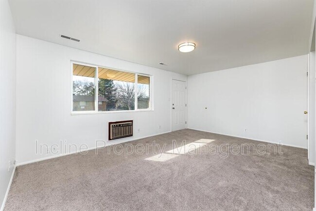 Building Photo - 1065 S 80 E