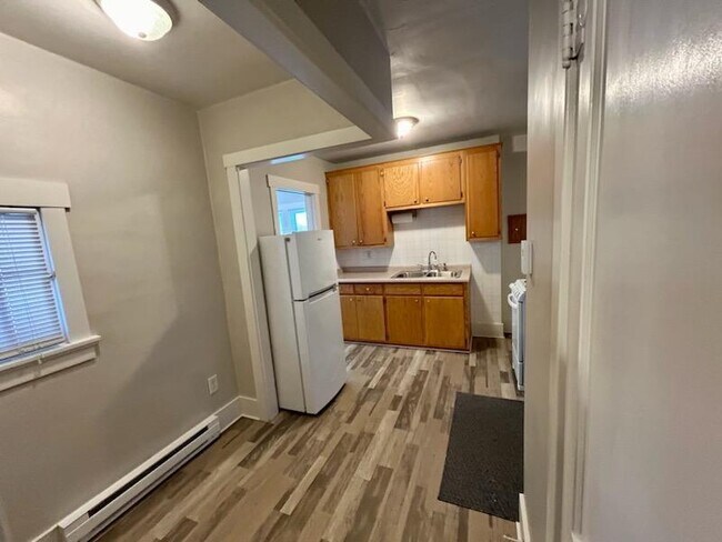 Foto del edificio - 314 W 3rd St