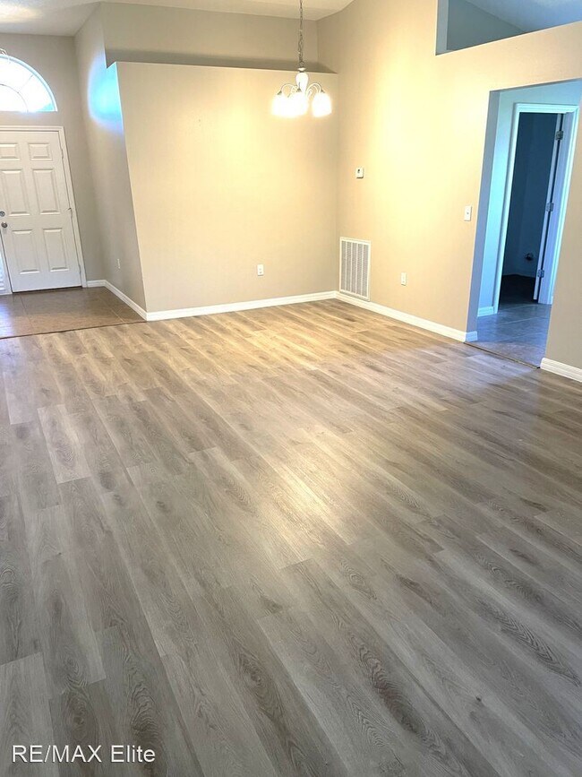 Foto del edificio - 3 br, 2 bath House - 1988 Snapdragon Dr