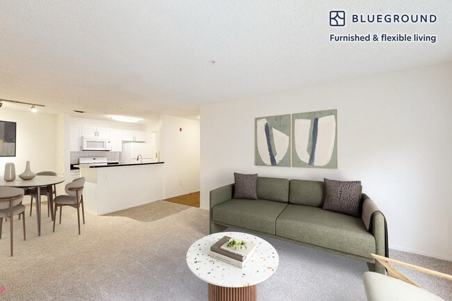 Building Photo - 100 Lexington Ridge Dr