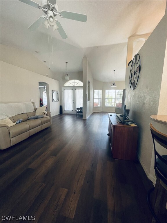 Foto del edificio - 275 Evergreen St