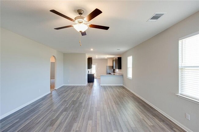 Foto del edificio - 520 Republic Dr