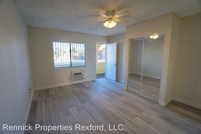 Building Photo - 480 Rexford Dr