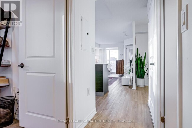 Photo du bâtiment - 125 Western Battery Rd