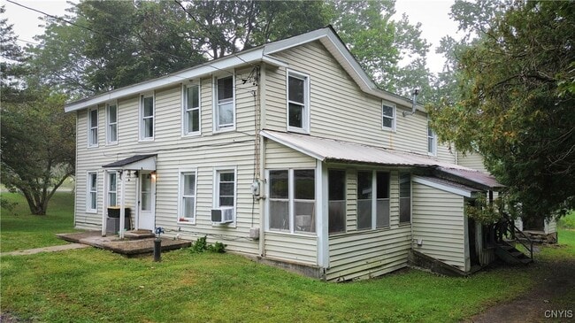 Building Photo - 126 NY-169
