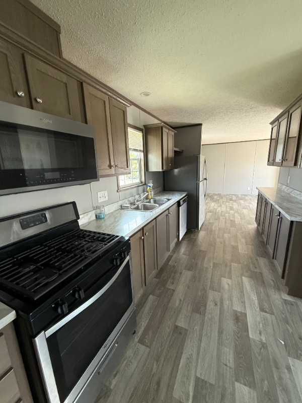 Building Photo - 288 Ironridge