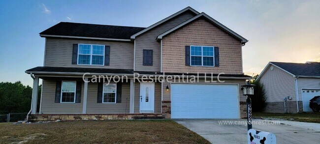 Building Photo - Beautiful 4b Room!Move in ready!