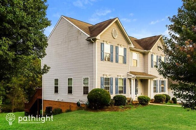 Building Photo - 1646 Settlers Dr, Sewickley, PA, 15143