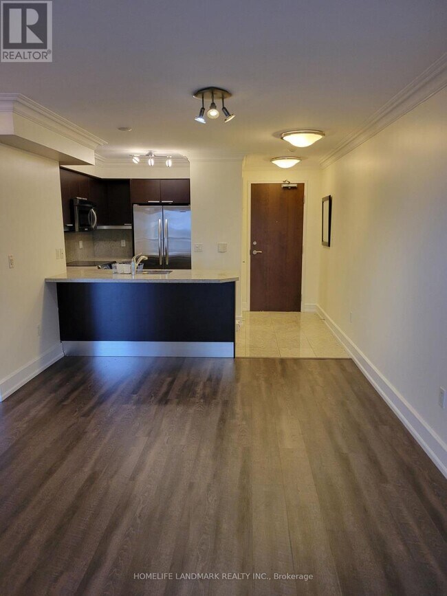 Photo du bâtiment - 650-650 Sheppard Ave E
