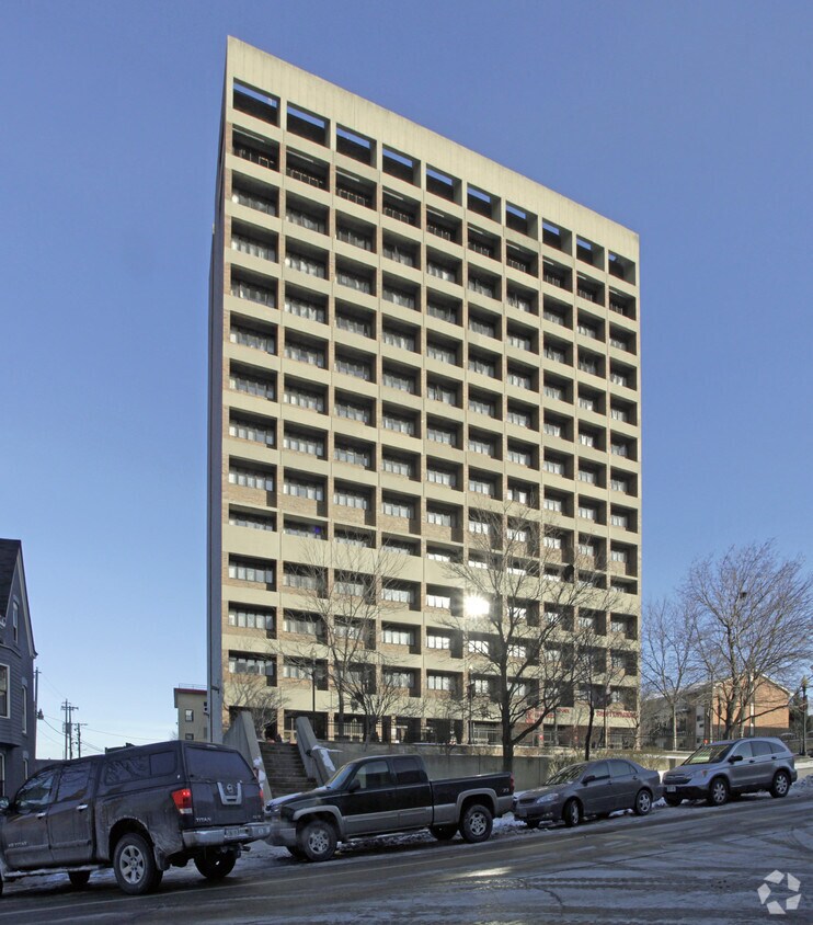 Foto del edificio - Margaret Lock Residence Hall