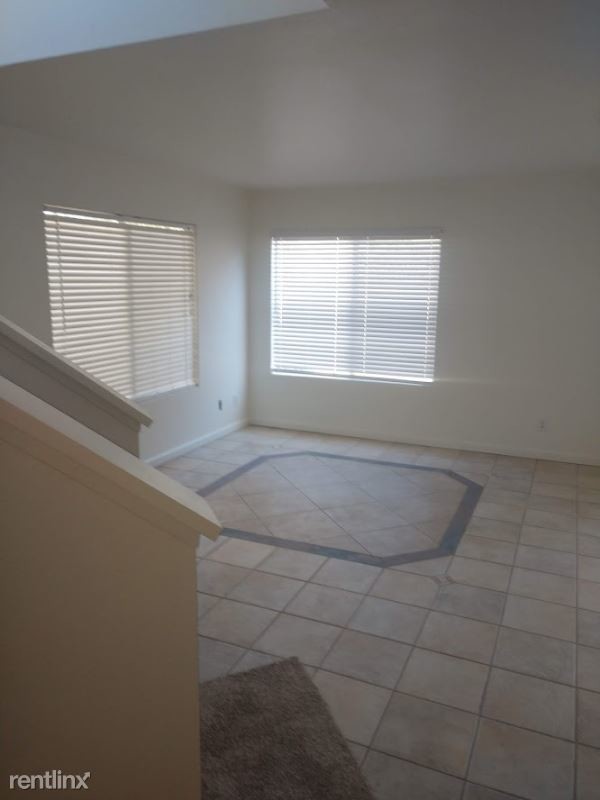 Foto del edificio - 3 br, 3 bath Condo - 442 Florencia Ln