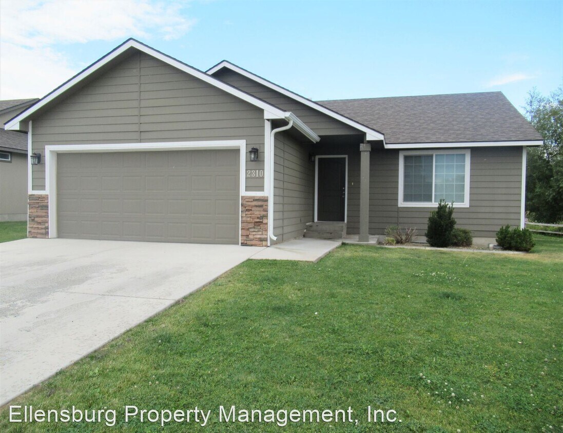 Primary Photo - 3 br, 2 bath House - 2310 N Brentwood St.