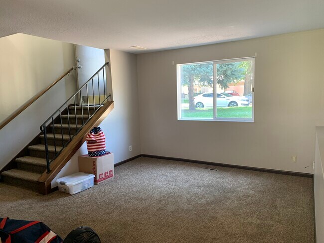 Building Photo - 4830 Ginny Ave