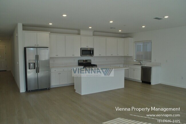 Foto del edificio - 4451 Duckhawk Cir