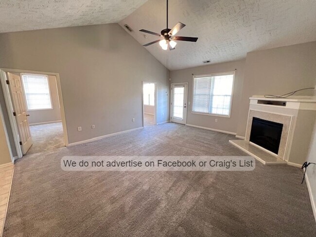 Foto del edificio - 4010 Bardstown Ct