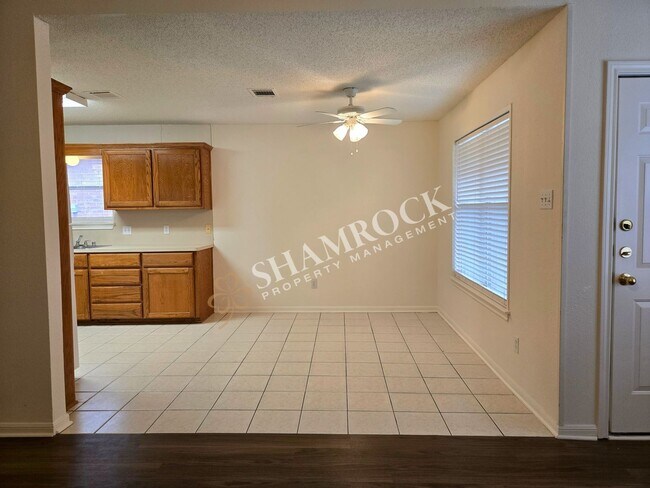 Foto del edificio - Cougar Ridge Duplex