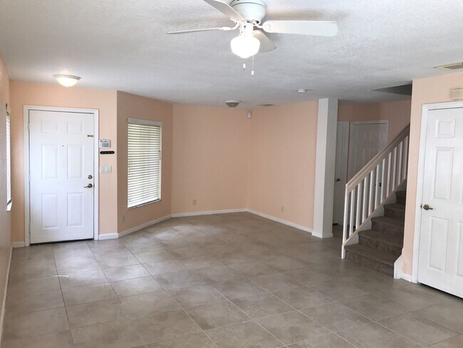 Foto del edificio - 6109 Reynolds St