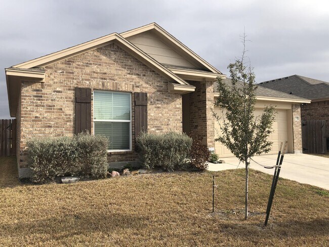Building Photo - 2257 Tallow Dr