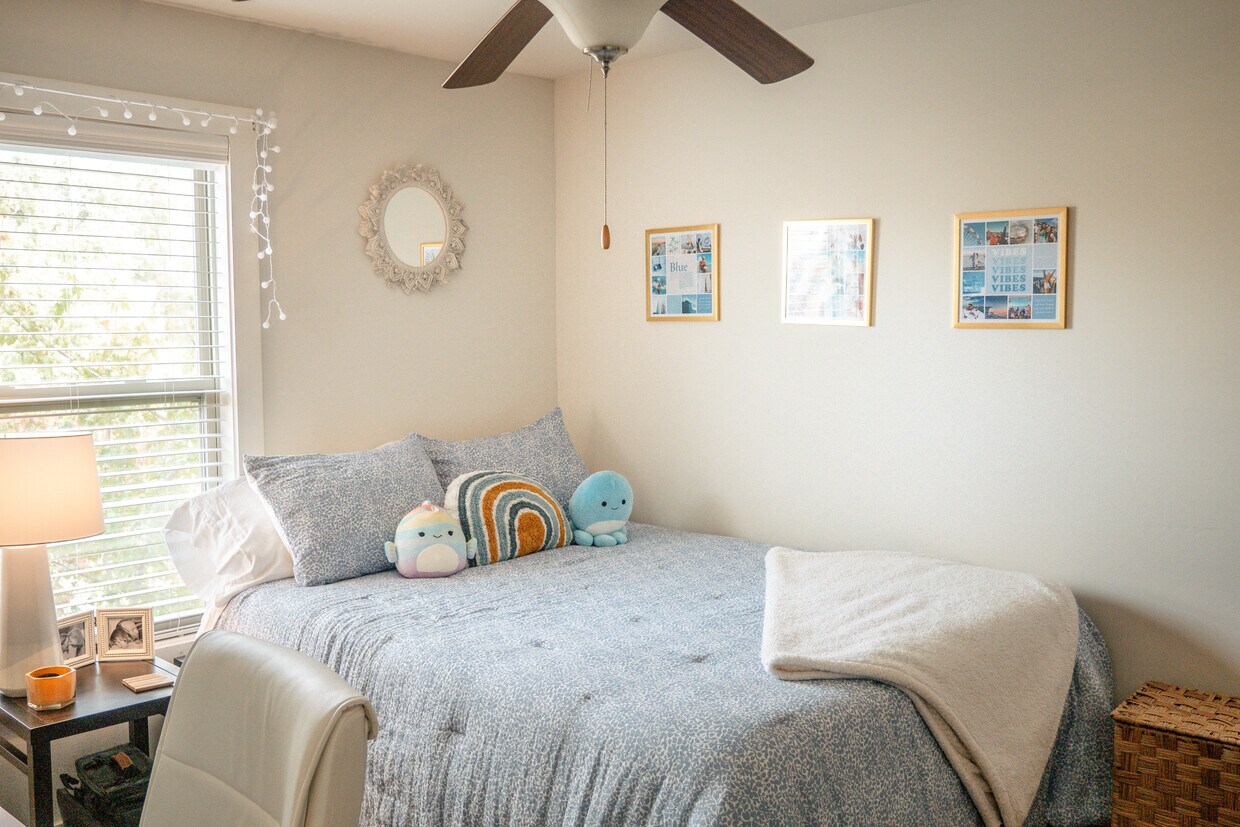 Foto principal - 1007 Strock St