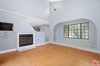 Building Photo - 3113 Thatcher Ave
