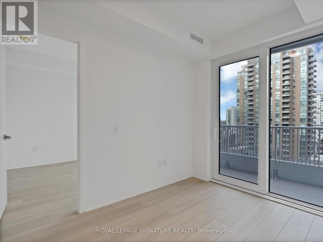 Photo du bâtiment - 36 Olive Ave