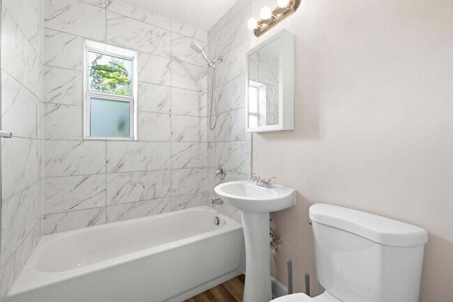 Foto del edificio - 403 50th St