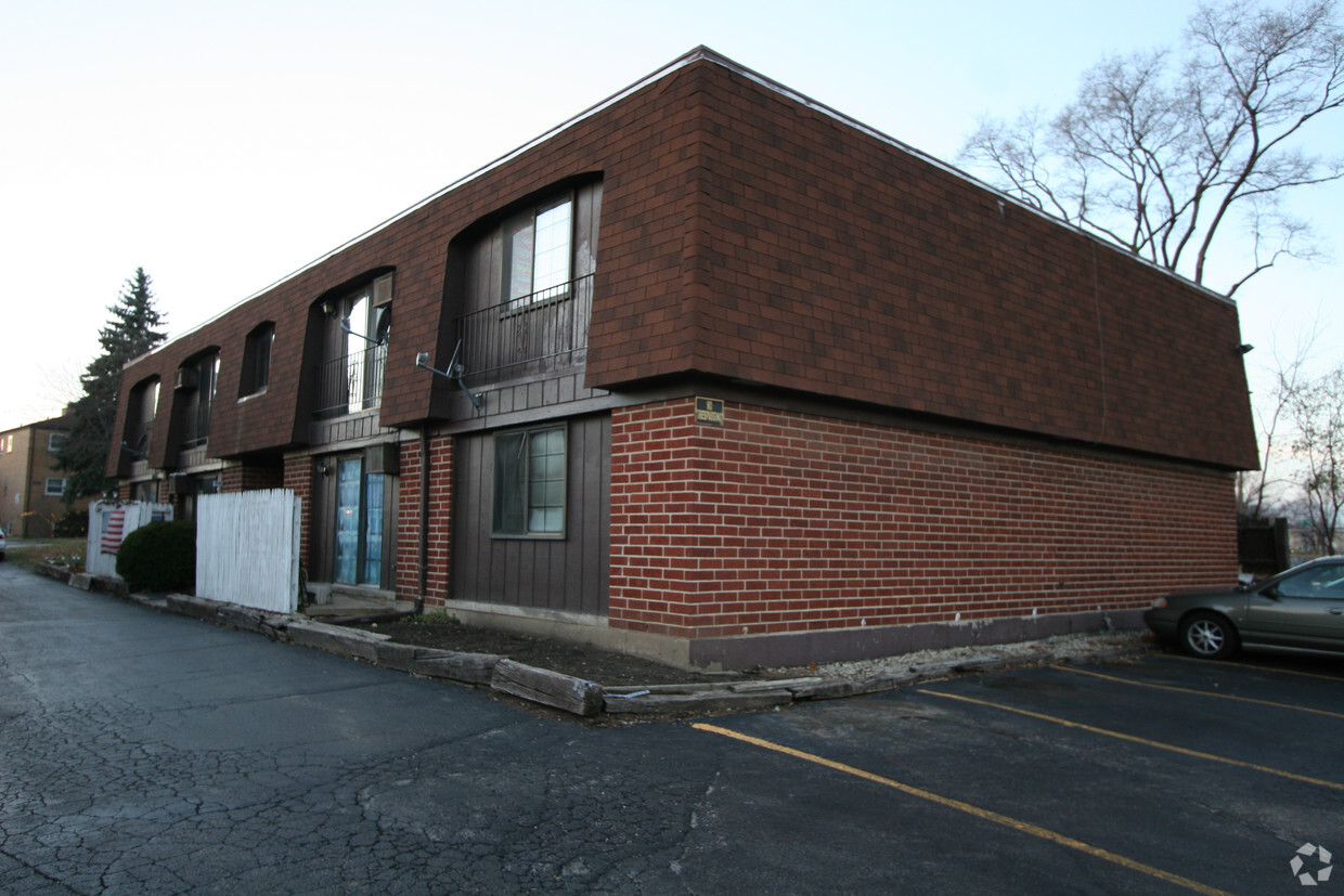 Building Photo - 331 N Ardmore Ave