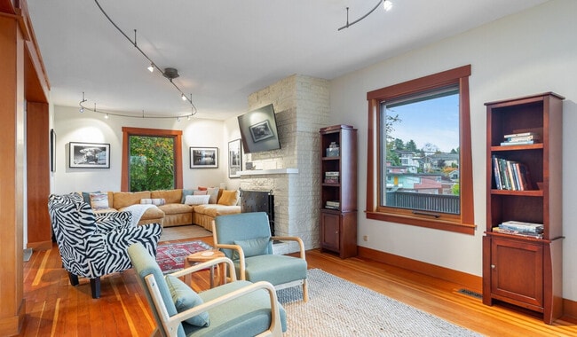 Foto del edificio - 173 Aloha St