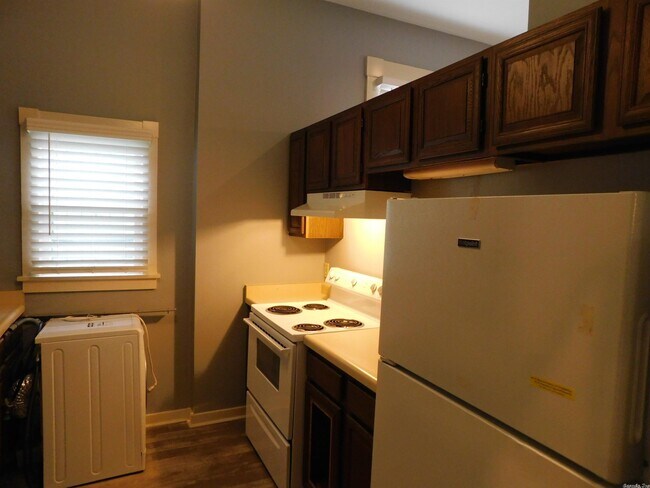 Foto del edificio - 512 E 9th St