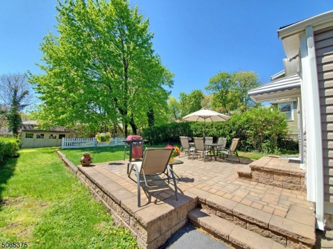 Foto principal - 80 Lindsley Ave