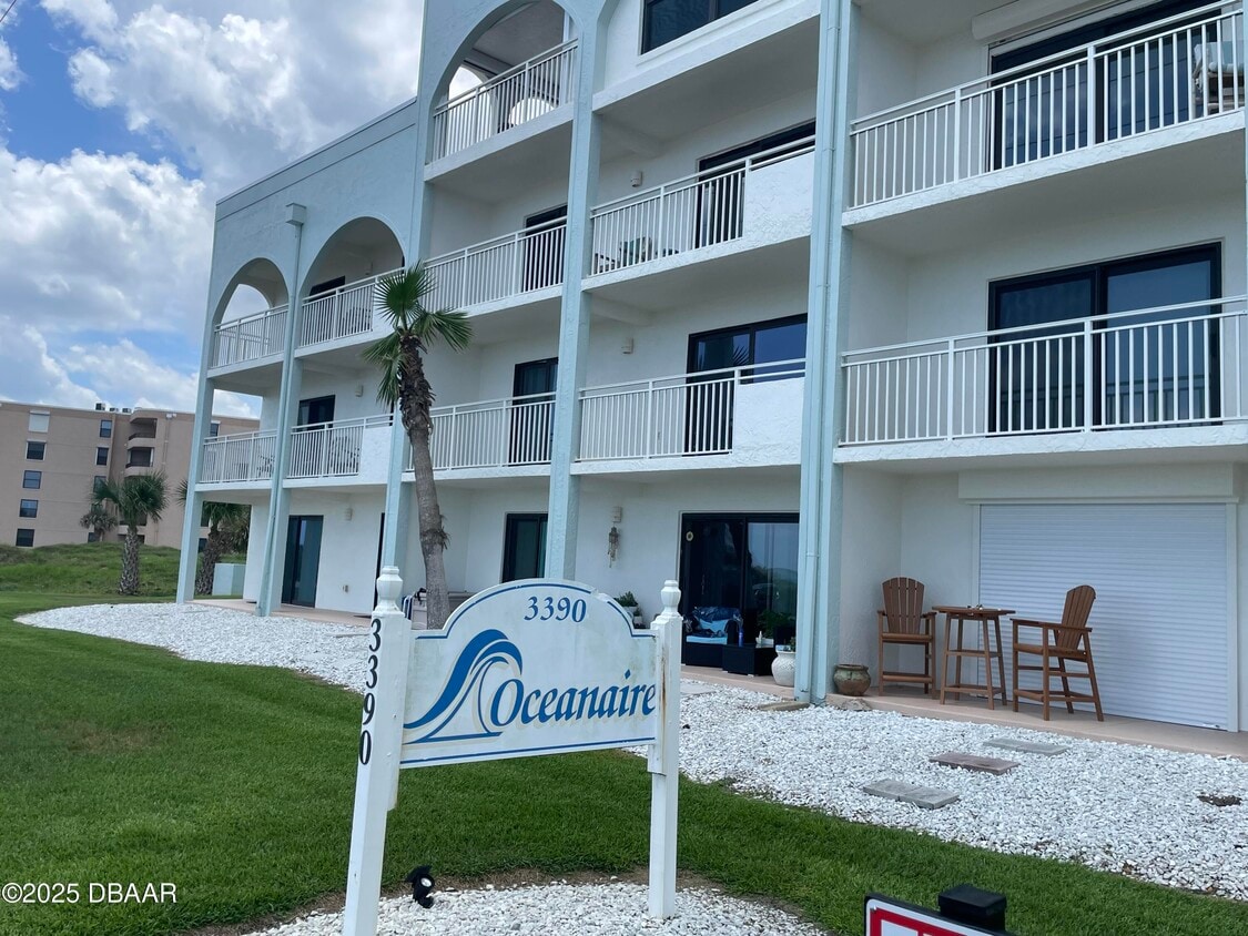 Primary Photo - 3390 Ocean Shore Blvd