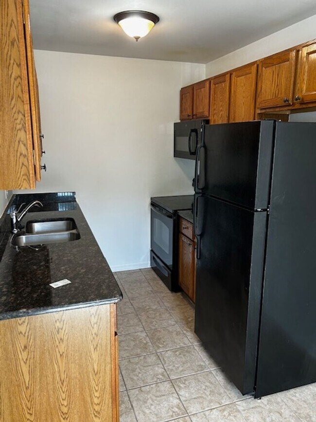 Building Photo - 27617 Harrison Woods Ln