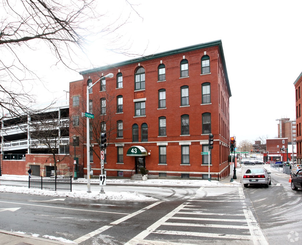 43 Austin St, Worcester, MA 01609 Apartments in Worcester, MA