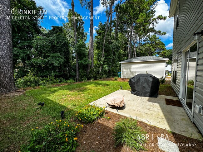 Building Photo - 10 Los Robles Rd