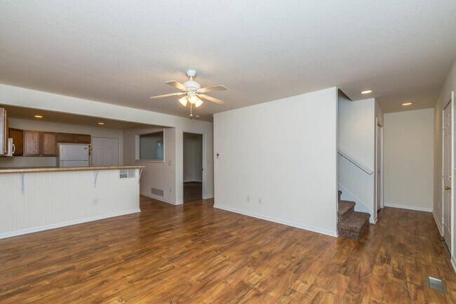 Foto del edificio - 206 E 20th St