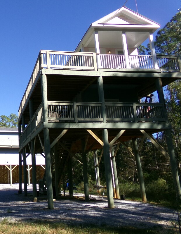 Foto del edificio - 589 Bernard Street