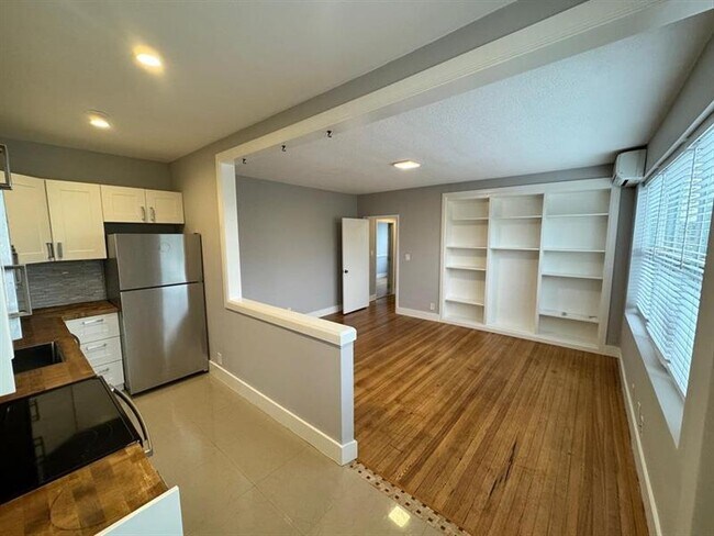 Foto del edificio - 1501 SE 2nd Ct
