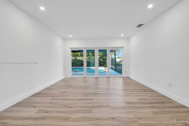 Building Photo - Southwest 103rd Street, Miami, FL 33176 - ...