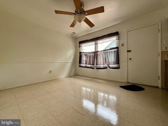 Building Photo - 1 Mystic Way