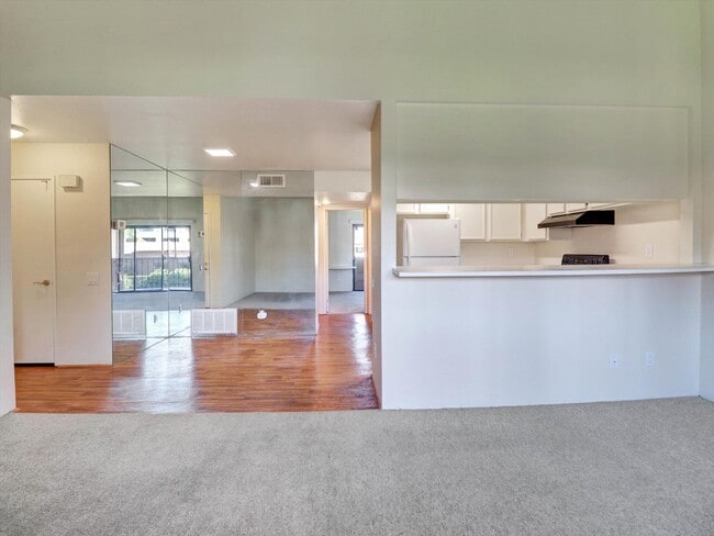 Foto del edificio - 291 E Mel Ave