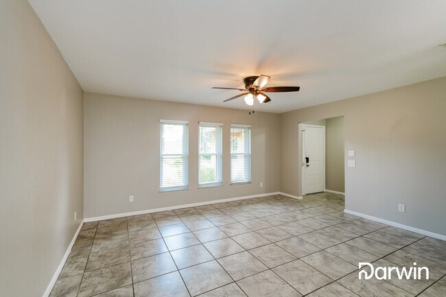 Building Photo - 35129 Perch Dr